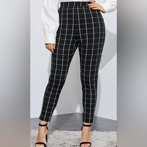 Women's Shein Black & White Plaid Stretchy Pull On Pants Size 12 Tall XL
